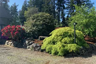 19513 6th St Ct E, Lake Tapps, WA 98391 - Photo 3