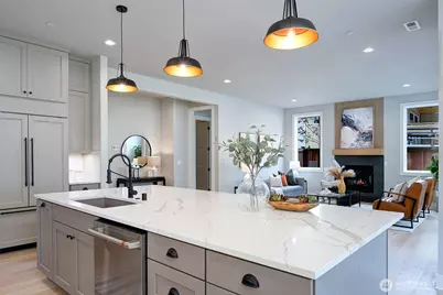 12818 NE 65th Lane, Kirkland, WA 98033 - Photo 11