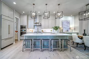 12818 NE 65th Ln, Kirkland, WA 98033 - Photo 5