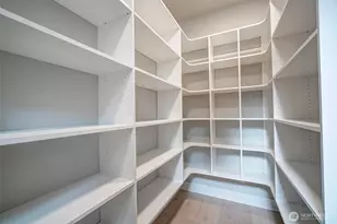 12818 NE 65th Ln, Kirkland, WA 98033 - Photo 17