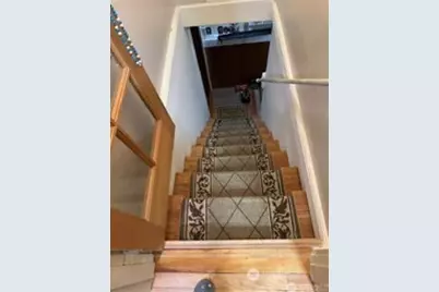 830 NE 67th Street, Seattle, WA 98115 - Photo 15