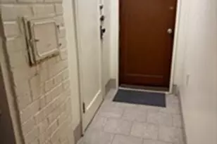 830 NE 67th St, Seattle, WA 98115 - Photo 9