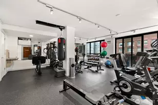 2201 3rd Ave, Seattle, WA 98121 - Photo 27