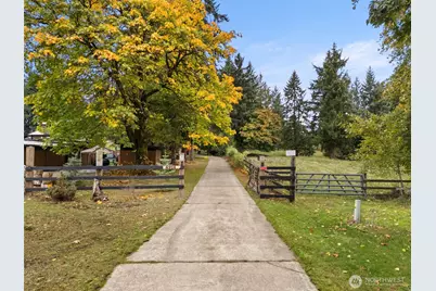 4914 182nd Avenue SW, Longbranch, WA 98351 - Photo 5