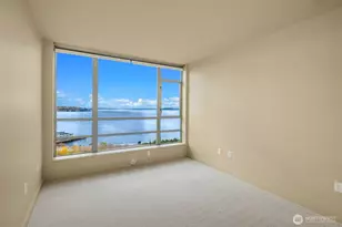 2929 1st Ave, Seattle, WA 98121 - Photo 9