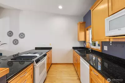 1808 E Union Street #B, Seattle, WA 98122 - Photo 9