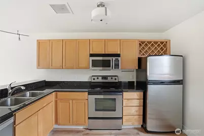 820 NW Naito Parkway #G11, Portland, OR 97209 - Photo 7