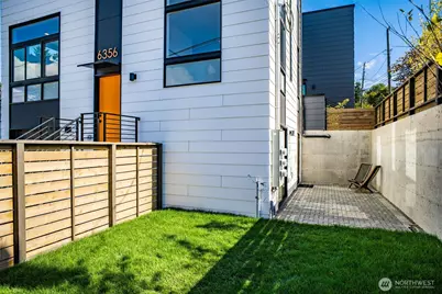 6356 47th Avenue S, Seattle, WA 98118 - Photo 35