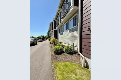 2103 Tacoma Court, Tacoma, WA 98405 - Photo 5