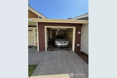 2103 Tacoma Court, Tacoma, WA 98405 - Photo 3