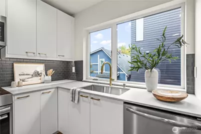 4111 25th Avenue SW #LOT C, Seattle, WA 98106 - Photo 7