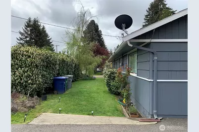 1429 Kirkland Avenue NE, Renton, WA 98056 - Photo 19