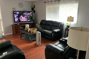 1429 Kirkland Ave NE, Renton, WA 98056 - Photo 5