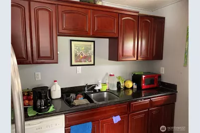 1429 Kirkland Avenue NE, Renton, WA 98056 - Photo 9