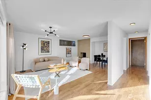 654 W Olympic Pl, Seattle, WA 98119 - Photo 17