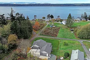 822 Serene View Rd, Camano Island, WA 98282 - Photo 29