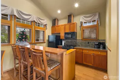 15026 40th Avenue W #13302, Lynnwood, WA 98087 - Photo 17