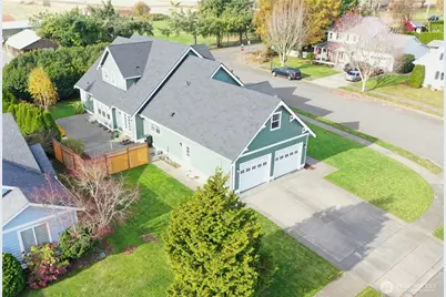 885 Sunrise Drive, Lynden, WA 98264 - Photo 3