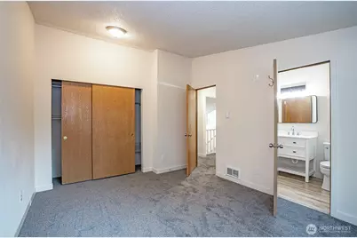 12214 221st Avenue Ct E, Bonney Lake, WA 98391 - Photo 9