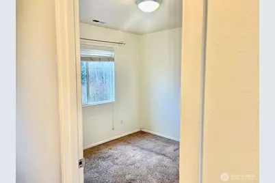 6827 41st Street E, Fife, WA 98424 - Photo 13