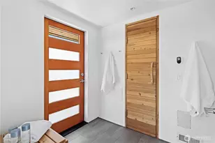 6304 Lakeview Dr, Kirkland, WA 98033 - Photo 25