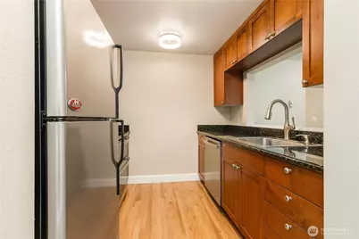 755 5th Avenue NW #D202, Issaquah, WA 98027 - Photo 11