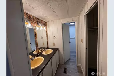 815 124th Street SW #1, Everett, WA 98204 - Photo 15