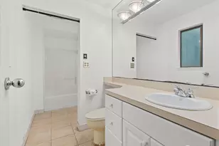 12020 NE 66th St, Kirkland, WA 98033 - Photo 29