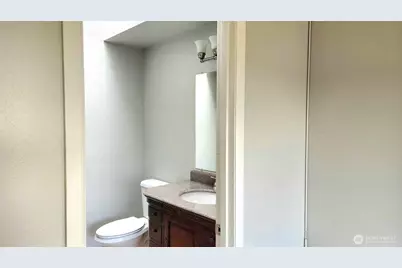 485 SW Bayshore Drive #C301, Oak Harbor, WA 98277 - Photo 37