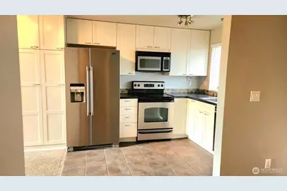 485 SW Bayshore Drive #C301, Oak Harbor, WA 98277 - Photo 25