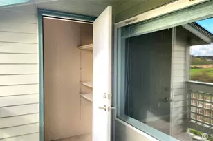 485 SW Bayshore Dr, Oak Harbor, WA 98277 - Photo 15