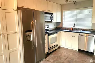 485 SW Bayshore Dr, Oak Harbor, WA 98277 - Photo 7