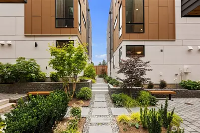 9241 B 16th Avenue SW, Seattle, WA 98106 - Photo 23