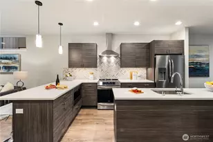 9241 B 16th Ave SW, Seattle, WA 98106 - Photo 11