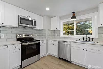 21117 129th Avenue E, Graham, WA 98338 - Photo 9