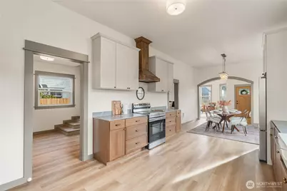 915 Eklund Avenue, Hoquiam, WA 98550 - Photo 15