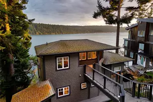 15833 Yokeko Dr, Anacortes, WA 98221 - Photo 5