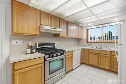 3410 Forest Court, Bellingham, WA 98225 - Photo 21