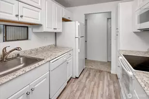 1604 149th Pl SE, Bellevue, WA 98007 - Photo 9