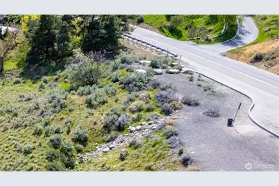 1530 Skyline Drive, Wenatchee, WA 98801 - Photo 9