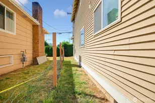 3910 S Holly St, Seattle, WA 98118 - Photo 25