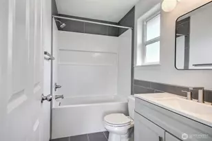 3910 S Holly St, Seattle, WA 98118 - Photo 13