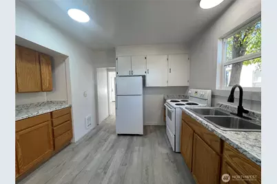 303 Methow Street, Wenatchee, WA 98801 - Photo 5