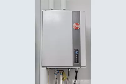 907 Orting Kapowsin Highway E, Orting, WA 98360 - Photo 15