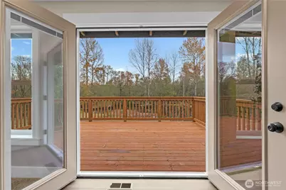 907 Orting Kapowsin Highway E, Orting, WA 98360 - Photo 23