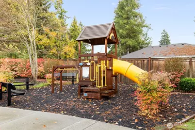 11121 7th Place W #D, Everett, WA 98204 - Photo 33