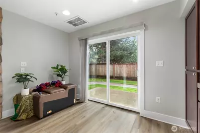 11121 7th Place W #D, Everett, WA 98204 - Photo 11