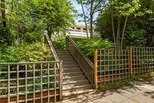 1724 26th Ave, Seattle, WA 98122 - Photo 25