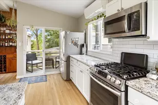 1724 26th Ave, Seattle, WA 98122 - Photo 13