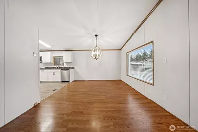 207 Noble Fir Circle, Enumclaw, WA 98022 - Photo 9